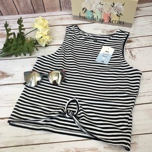 Pacsun crop top ☀️